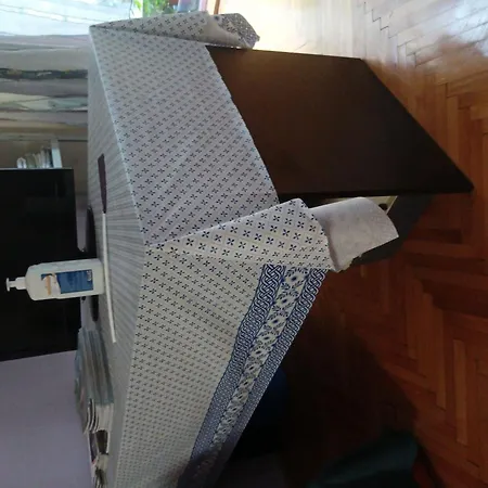 Apartamento With Street View